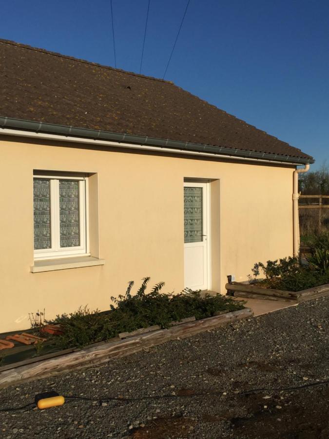 Maison Proche De La Mer, Normandie Surville  Exterior photo